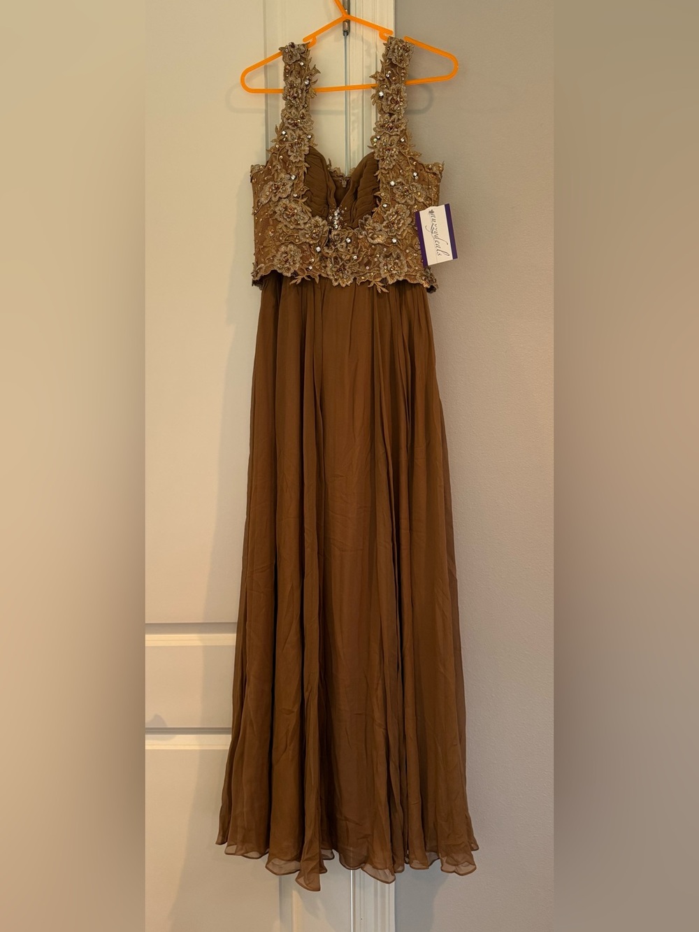 NWT Mandalay Brown Gold Lace Beaded Sequin Long Evening Gown Dress Women Size 10